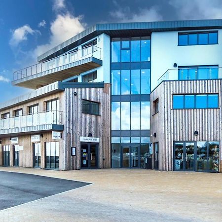 No 4 Ocean Cabins - Saundersfoot Harbour - Saundersfoot Hotel Exterior photo